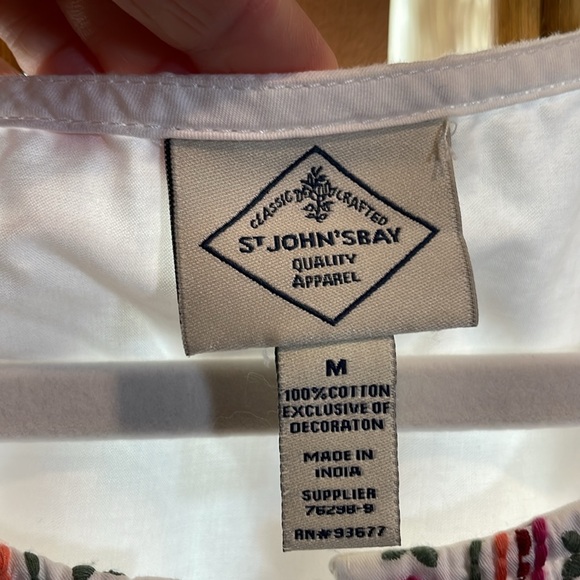 St. John's Bay White Sleeveless Embellished Blouse - Picture 3 of 5